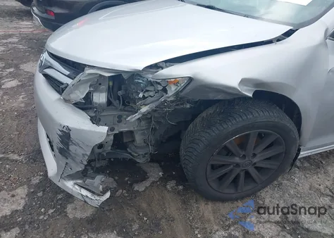 2013 Toyota Camry Hybrid/Le/Xle из США, поврежденный, VIN 4T1BD1FK8DU077110